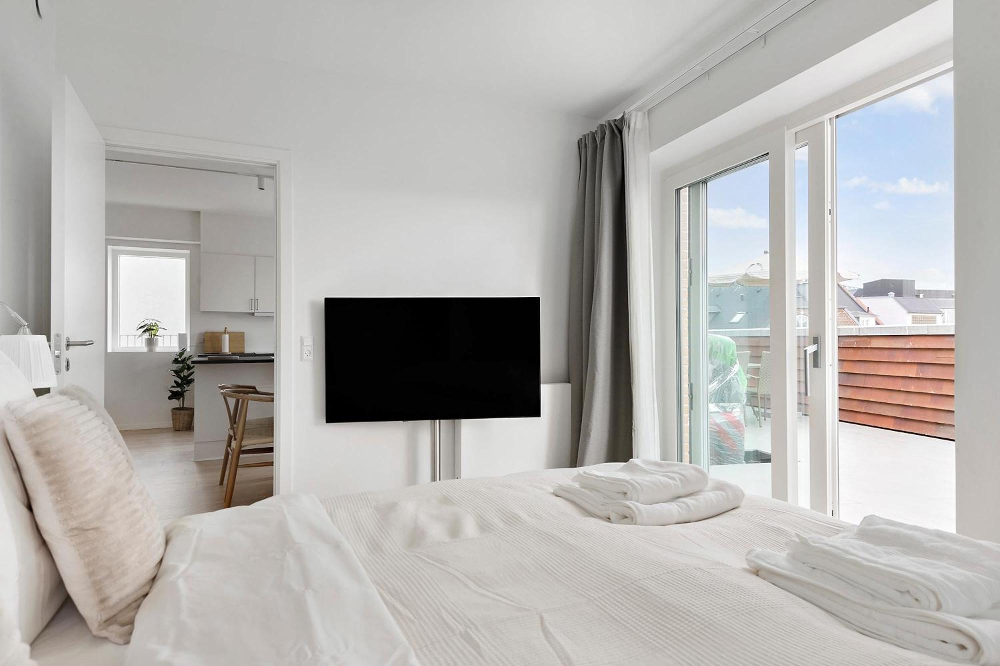Grand Penthouse Suite With Private Rooftop Terrace Arhus Bagian luar foto